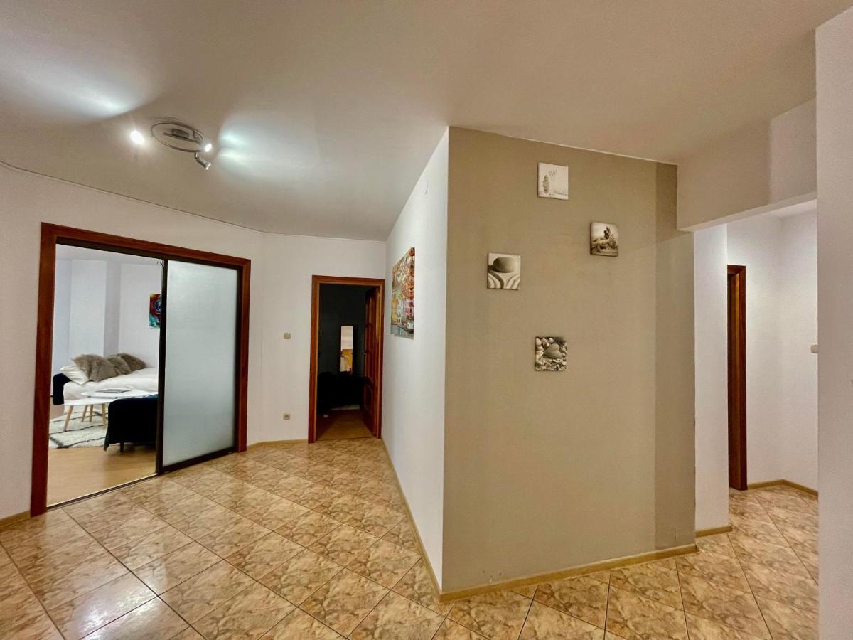 Warsaw Concierge Wola Ratusz Apartment Exterior photo